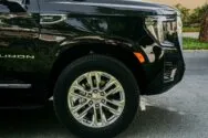 GMC Yukon Negro