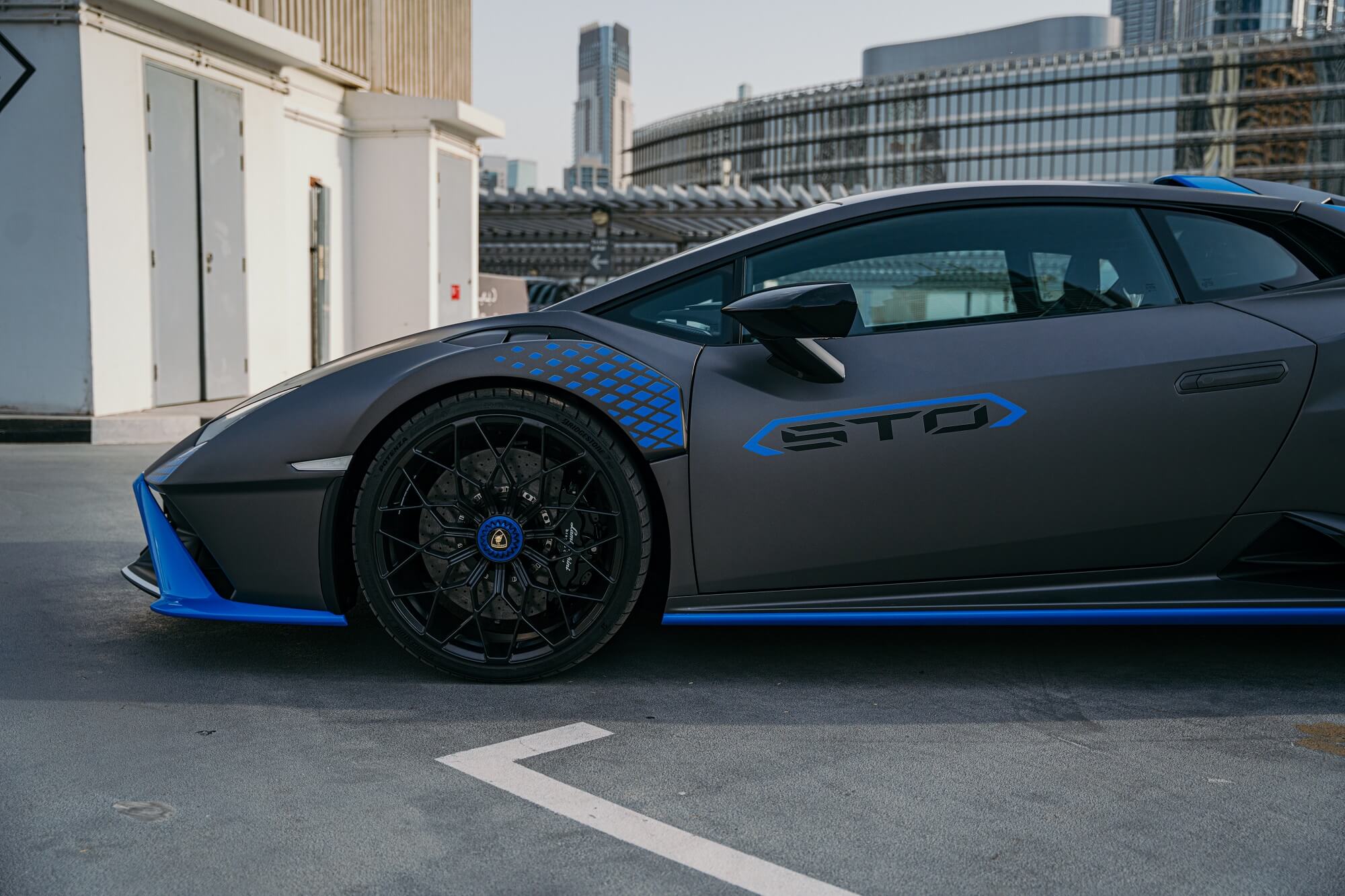 Lamborghini Huracan STO Black Matt