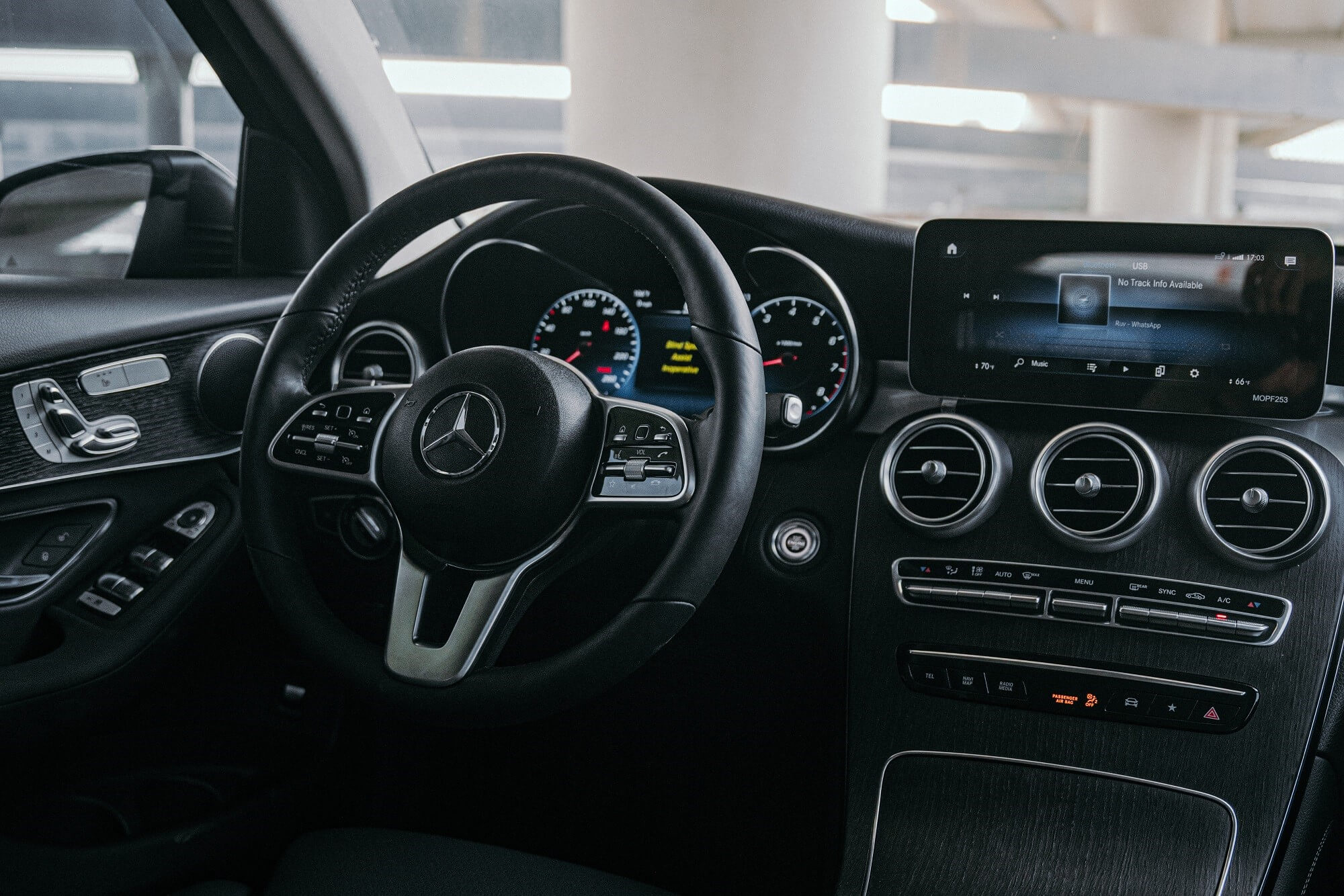 Mercedes Benz GLC Black matt