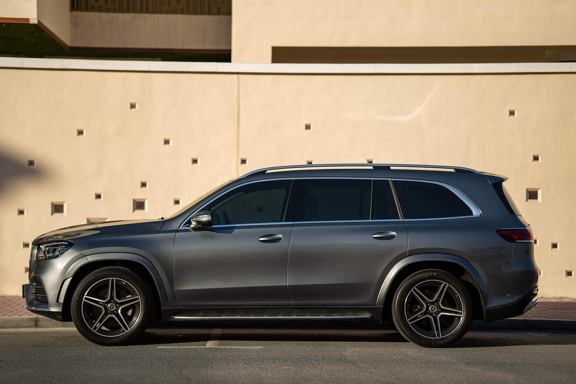 Mercedes GLS Grå