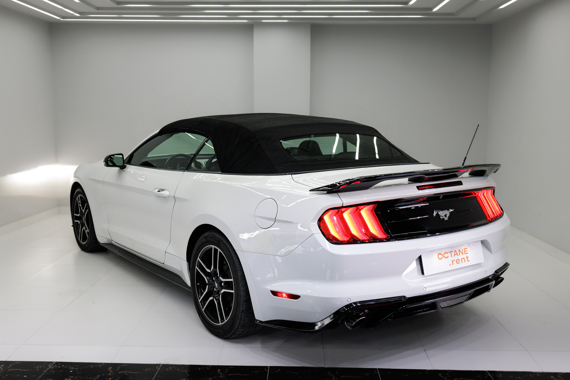 Ford Mustang Convertible White Ford Mustang Convertible White