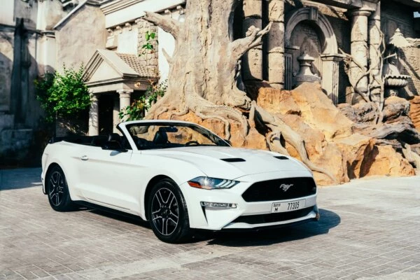 Ford Mustang Convertible White.