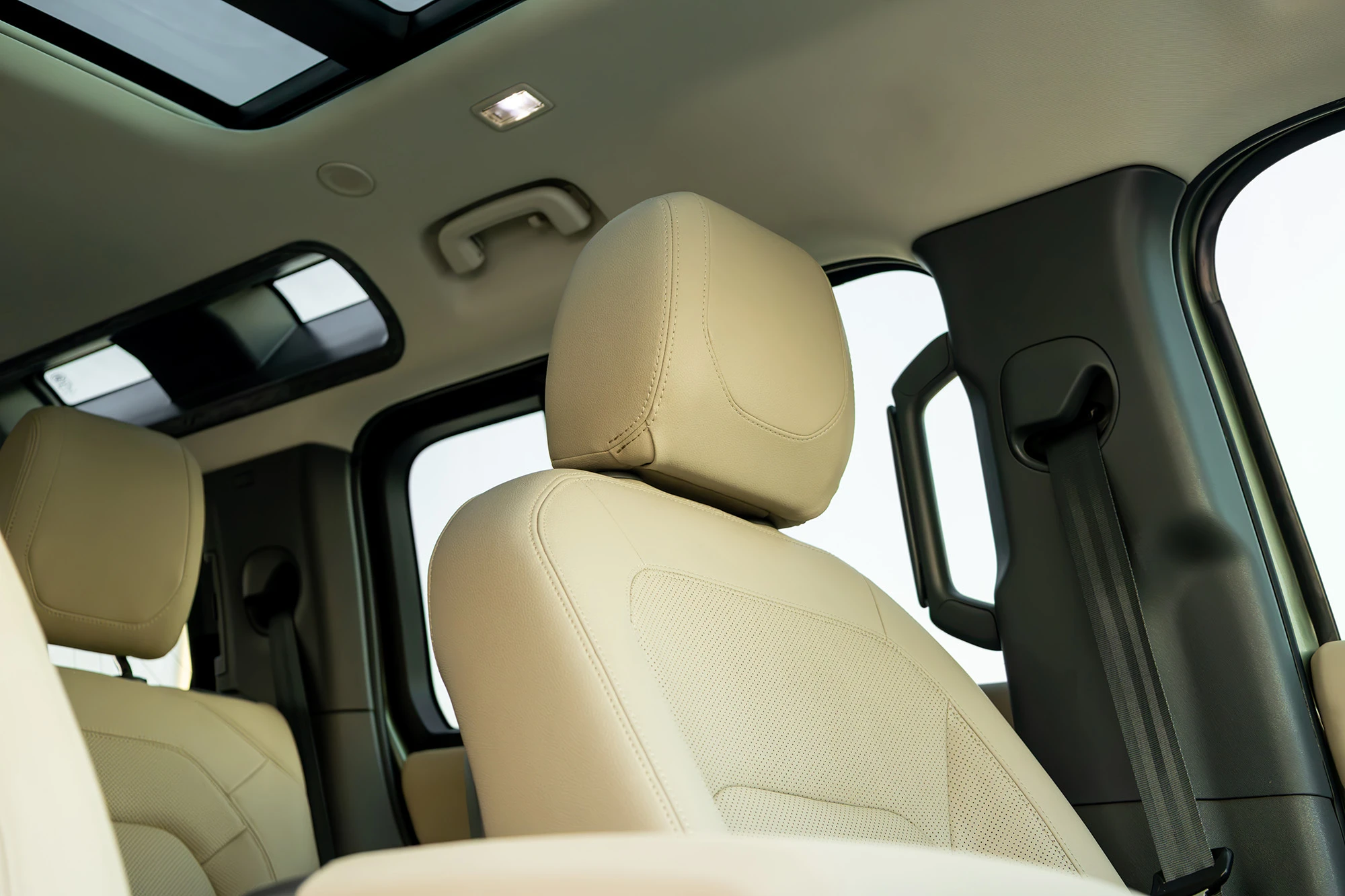 Land Rover Defender 110 Зеленый