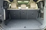 Land Rover Defender 110 Зеленый