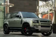 Land Rover Defender Yeşil