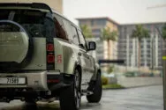 Land Rover Defender Yeşil