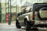 Land Rover Defender Yeşil