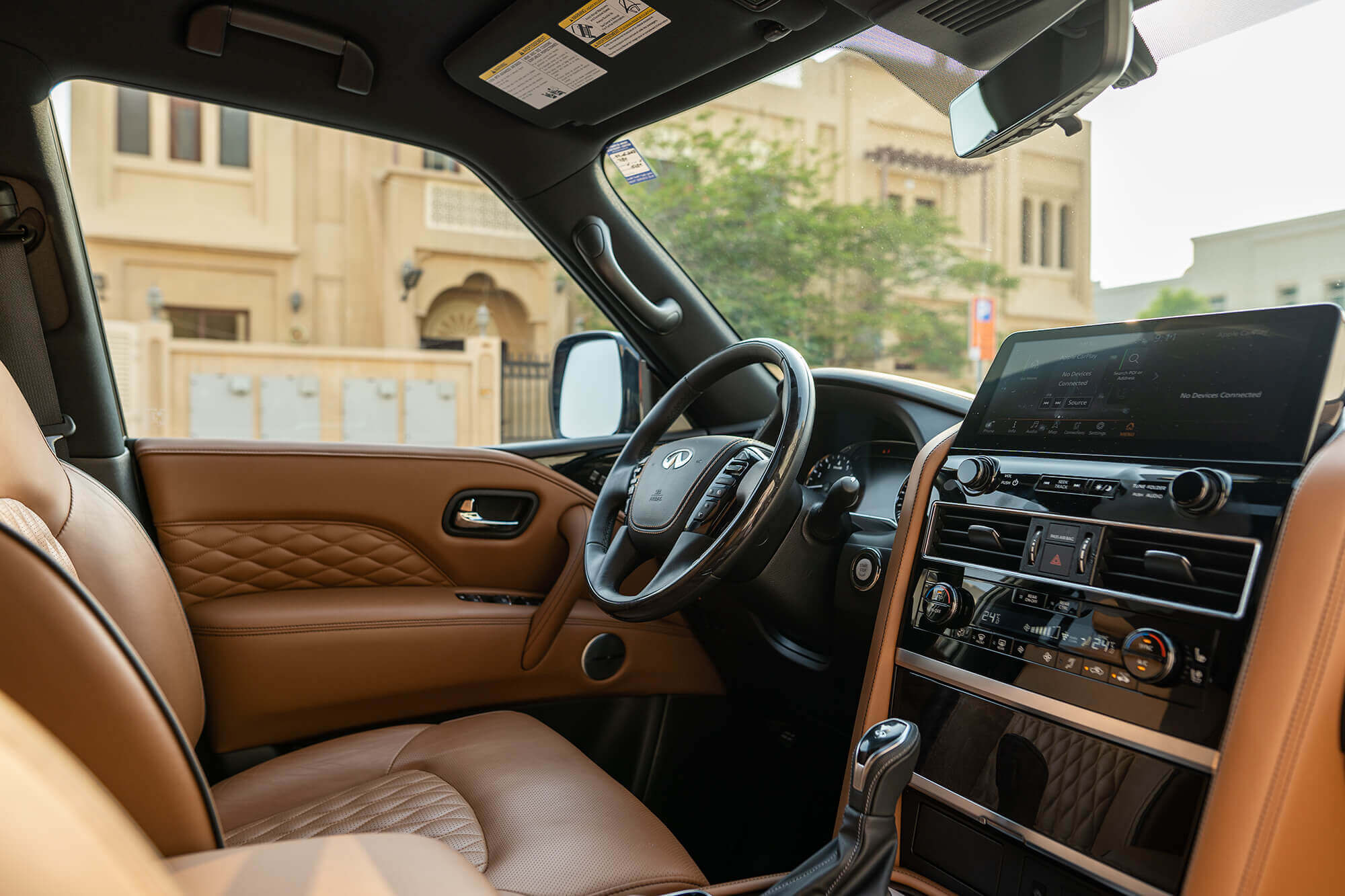 Infiniti QX 80 Blue