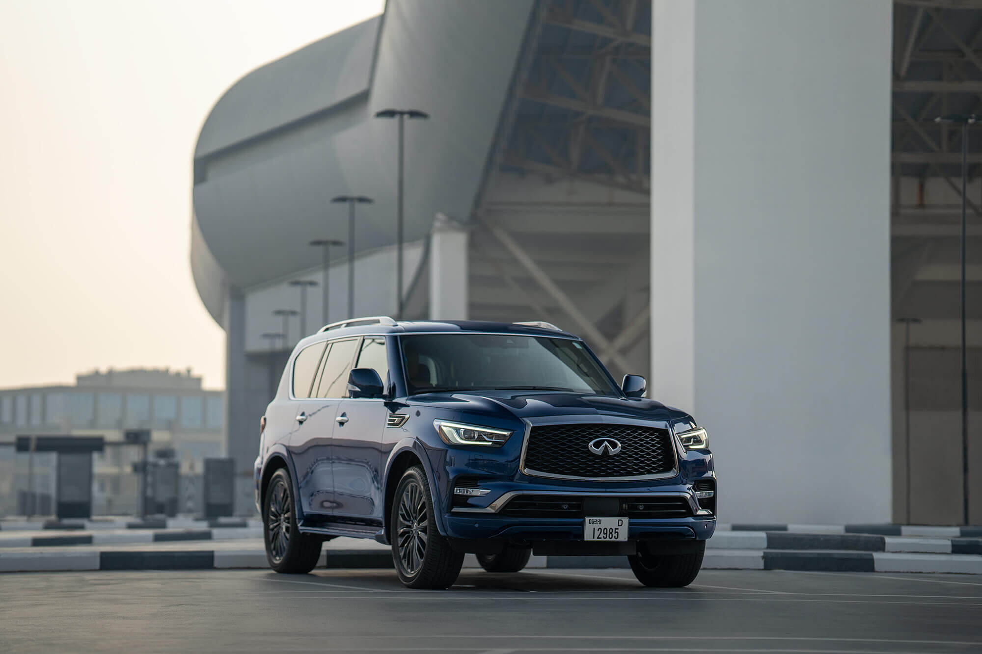 Infiniti QX 80 Blue