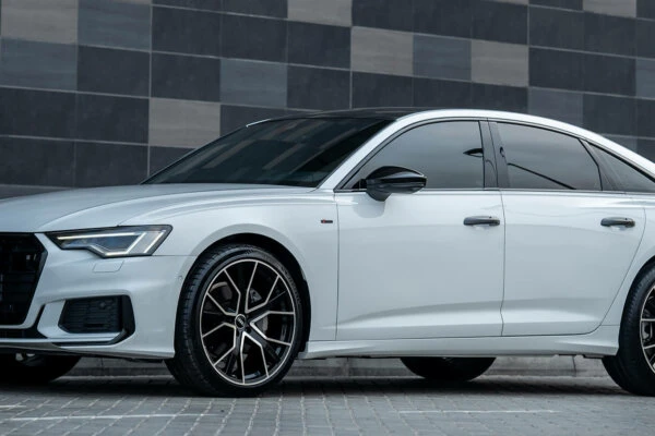 Audi A7 .  Audi A7 .