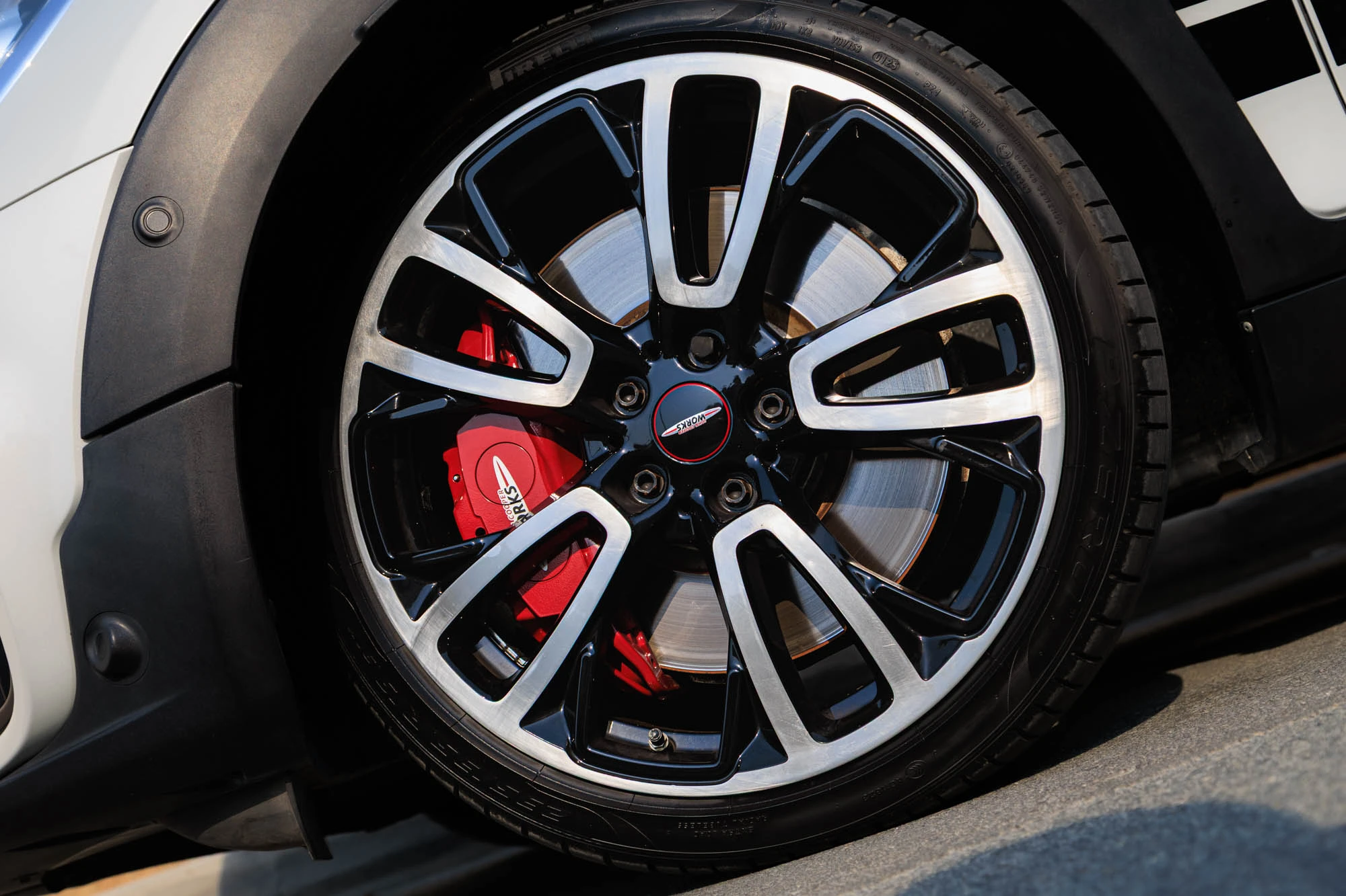 Mini Cooper Clubman JCW White