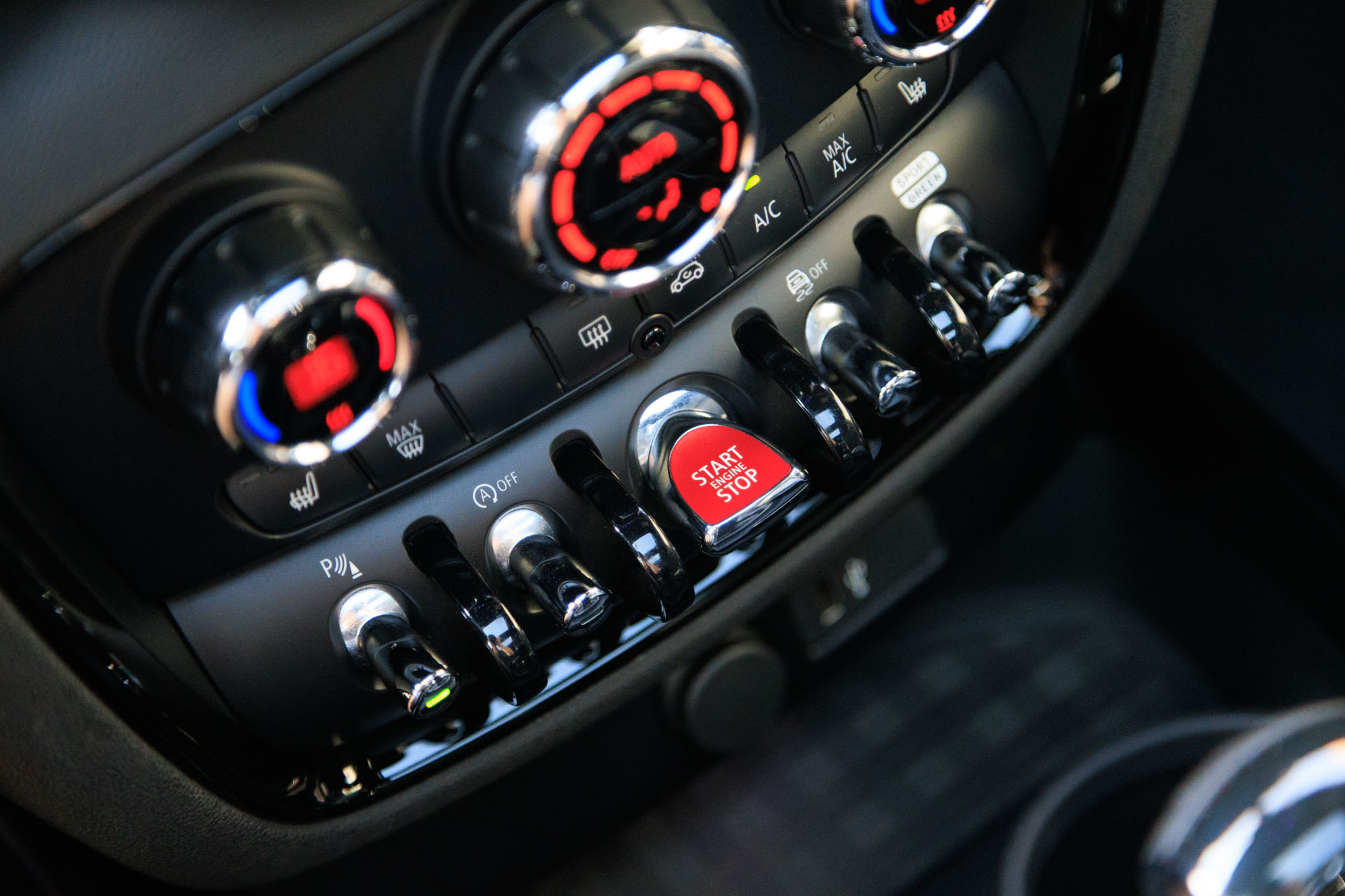 Mini Cooper Clubman JCW White