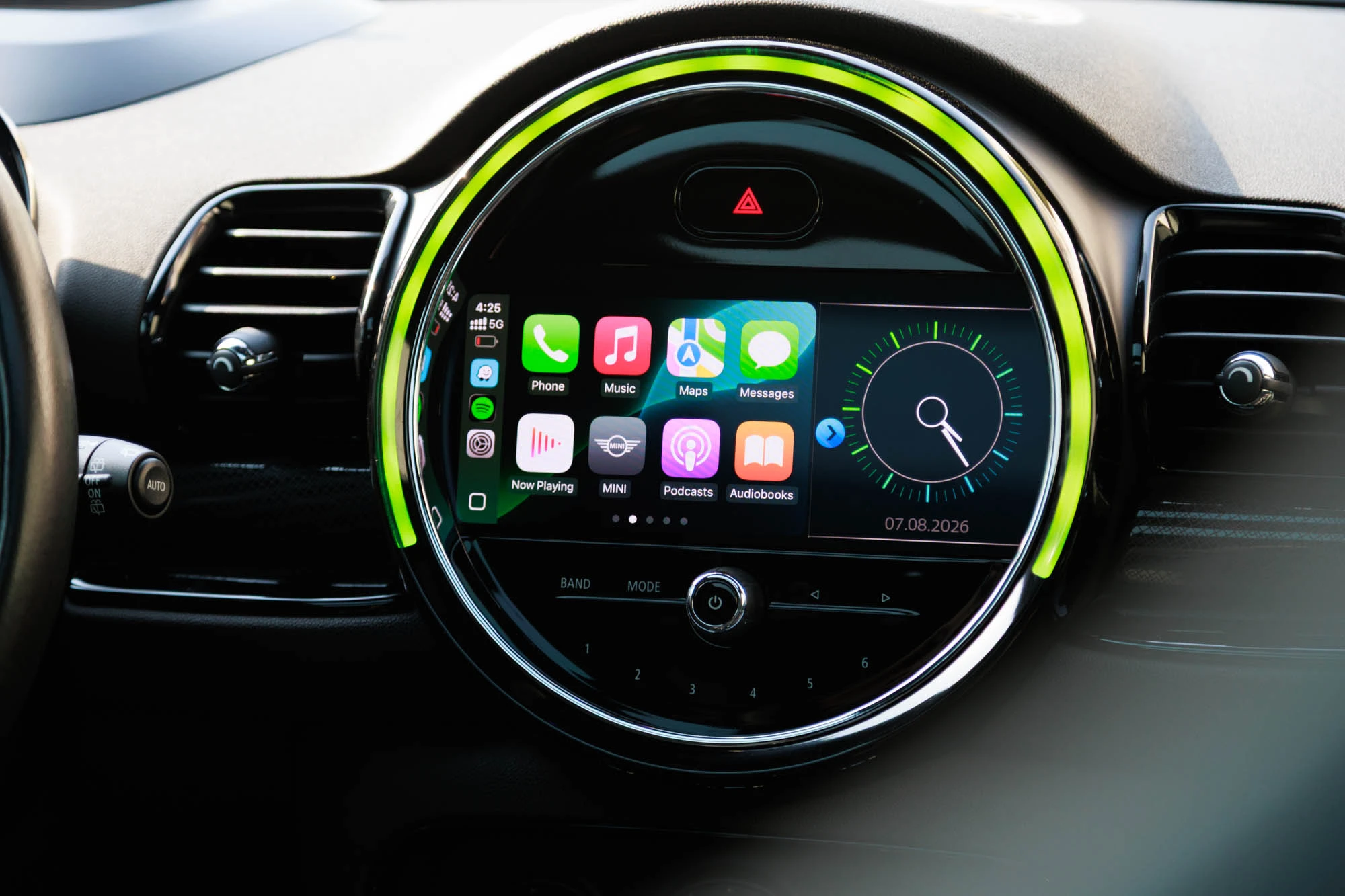 Mini Cooper Clubman JCW White
