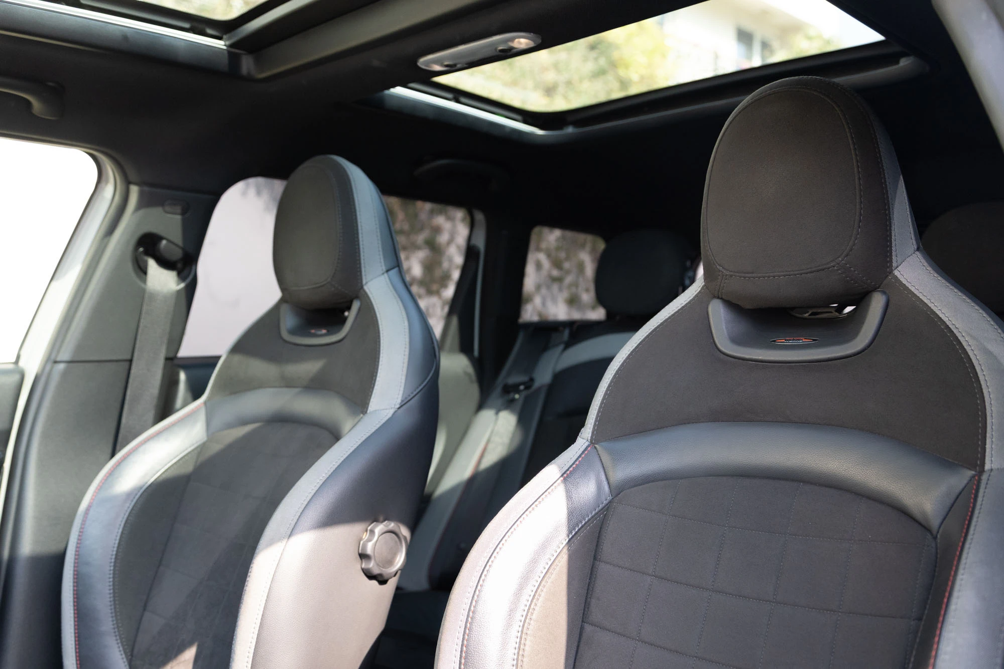 Mini Cooper Clubman JCW White
