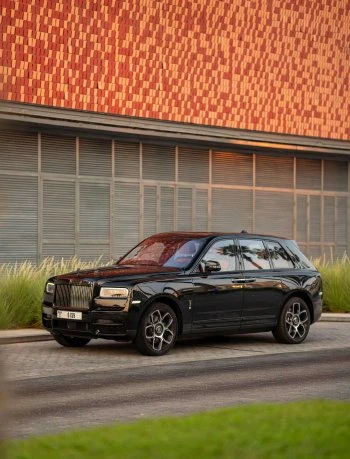 Rolls Royce Cullinan zwart