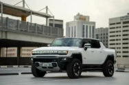 GMC 悍马 EV 白色