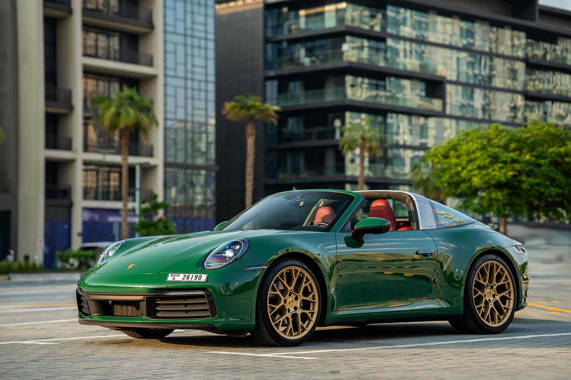 Аренда Porsche 911 Targa Green в Дубае - Спортивные автомобили - Octane  Luxury Car Rental Dubai