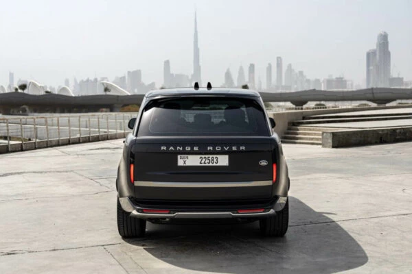 Abu Dabi'de Range Rover HSE Black Kiralama - Octane.Rent