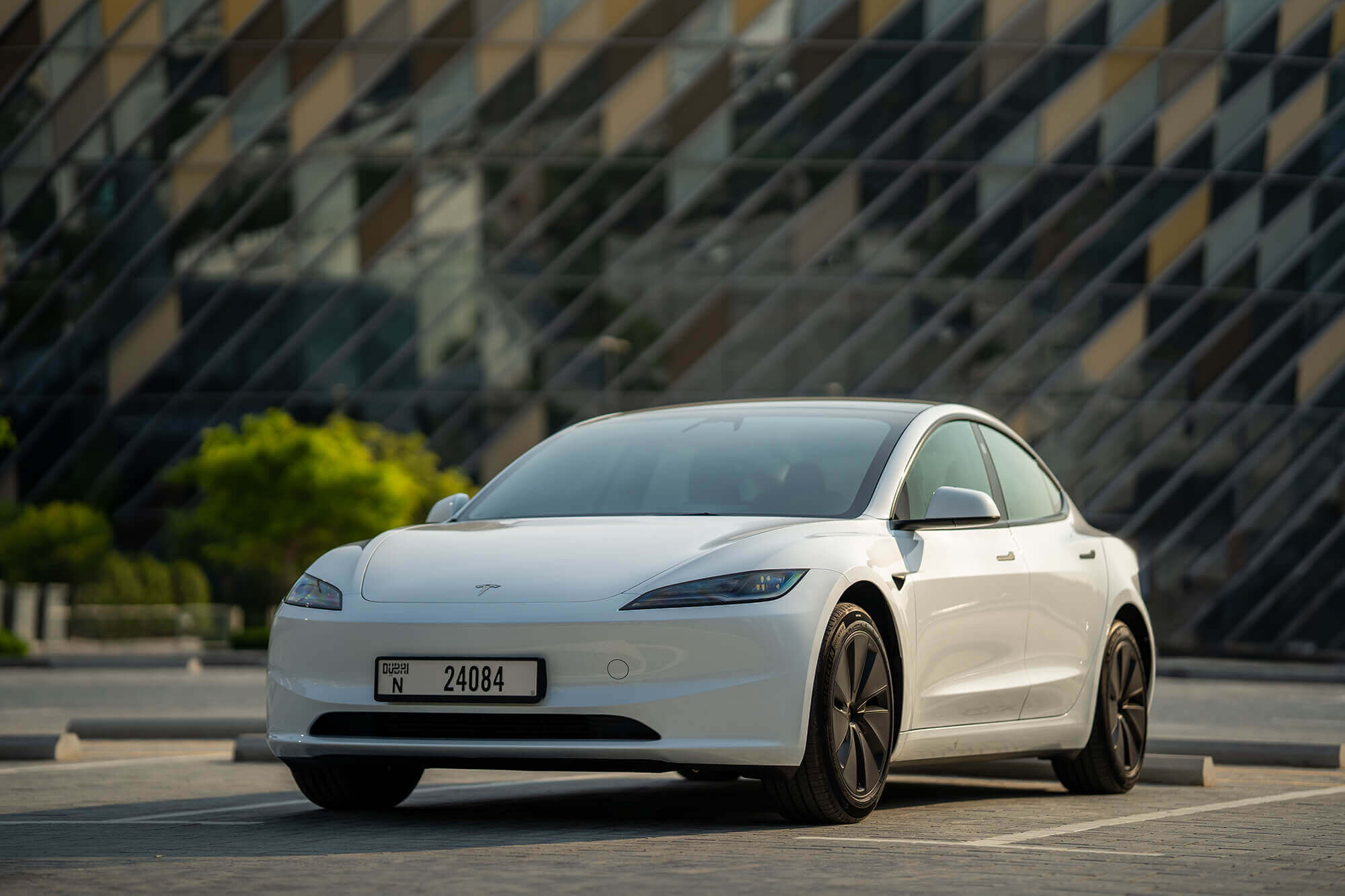 Tesla Model 3 Wit