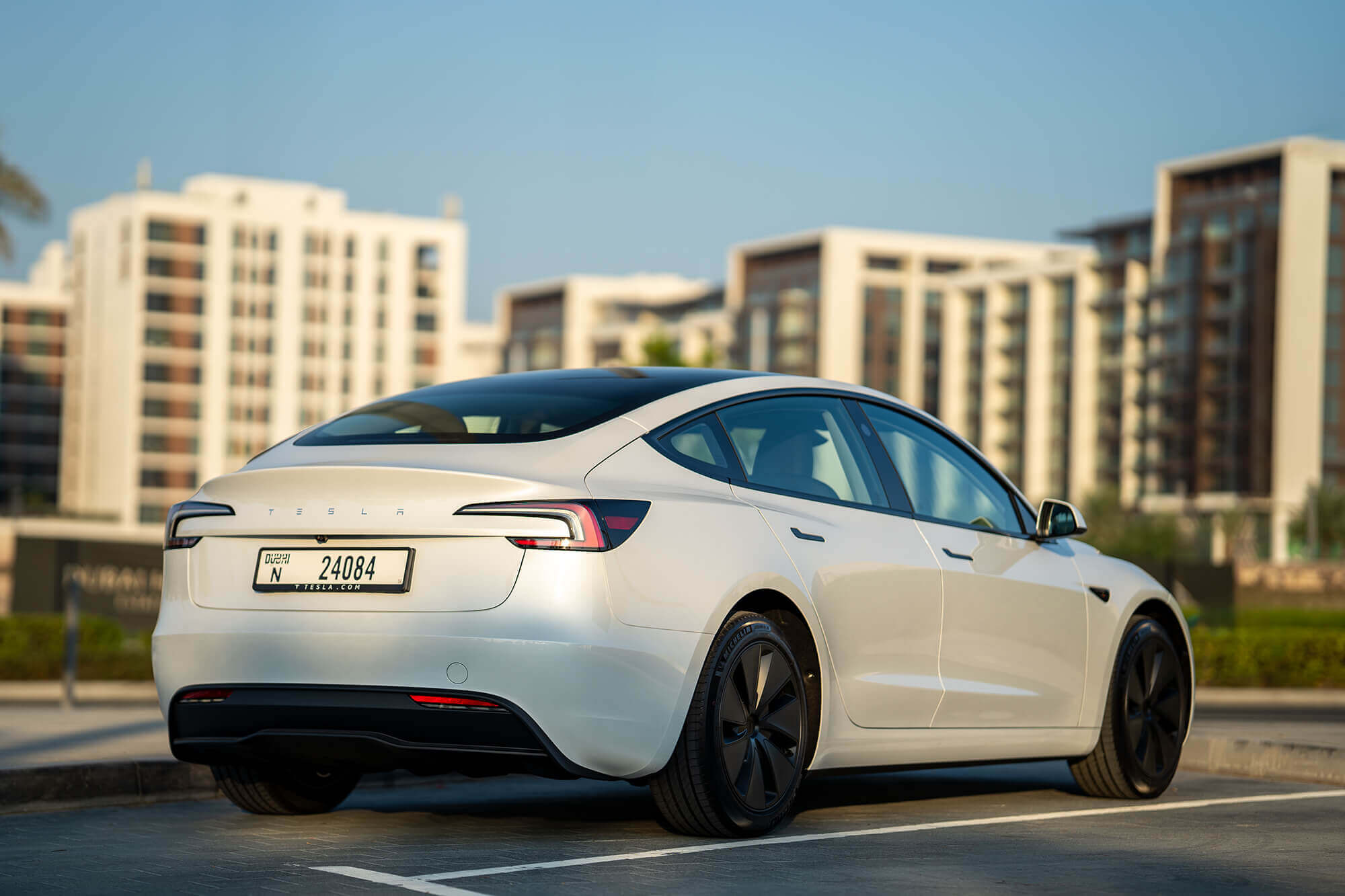 Tesla Model 3 Wit