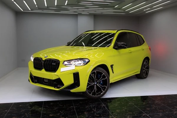 BMW X3M Competition Yellow