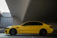 BMW M5 Competition Amarelo