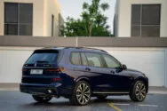 BMW X7 New Gen Bleu foncé BMW X7 New Gen Bleu foncé