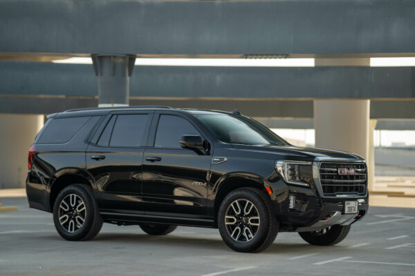 GMC Yukon I Siyah