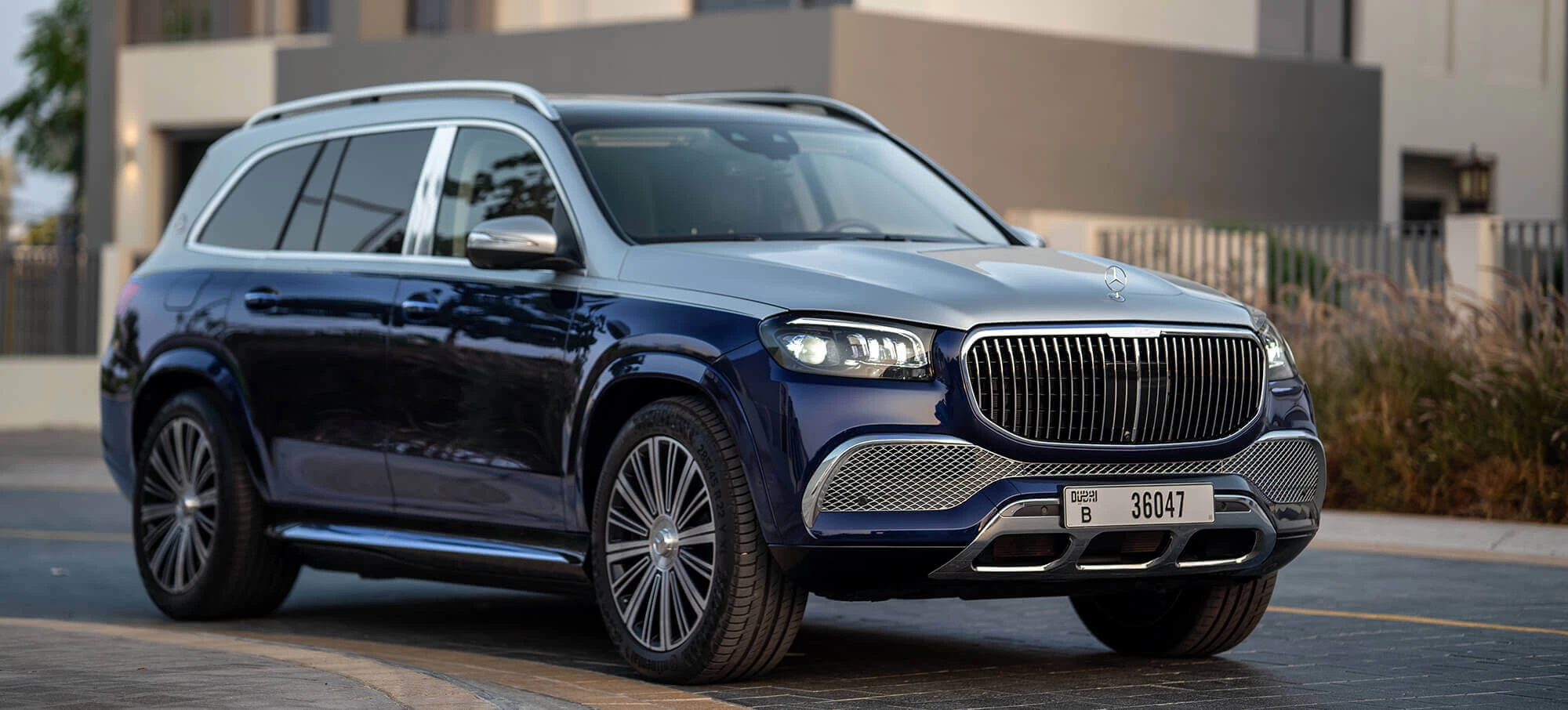 Mercedes-Maybach GLS 600 Blauw & Zilver