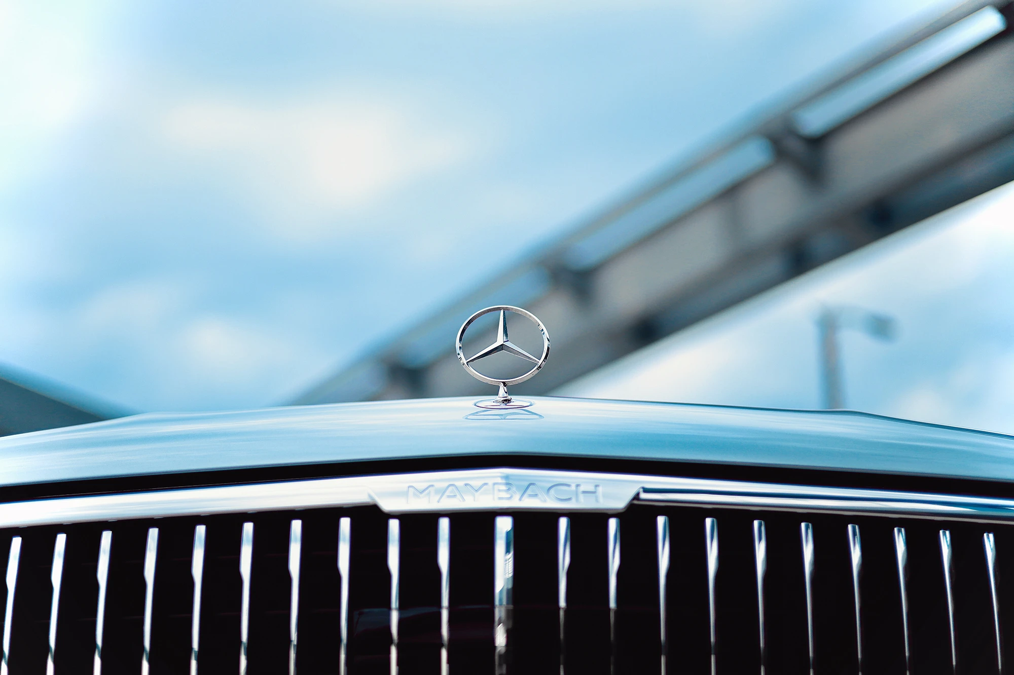 Mercedes-Maybach GLS 600 Blue & Silver