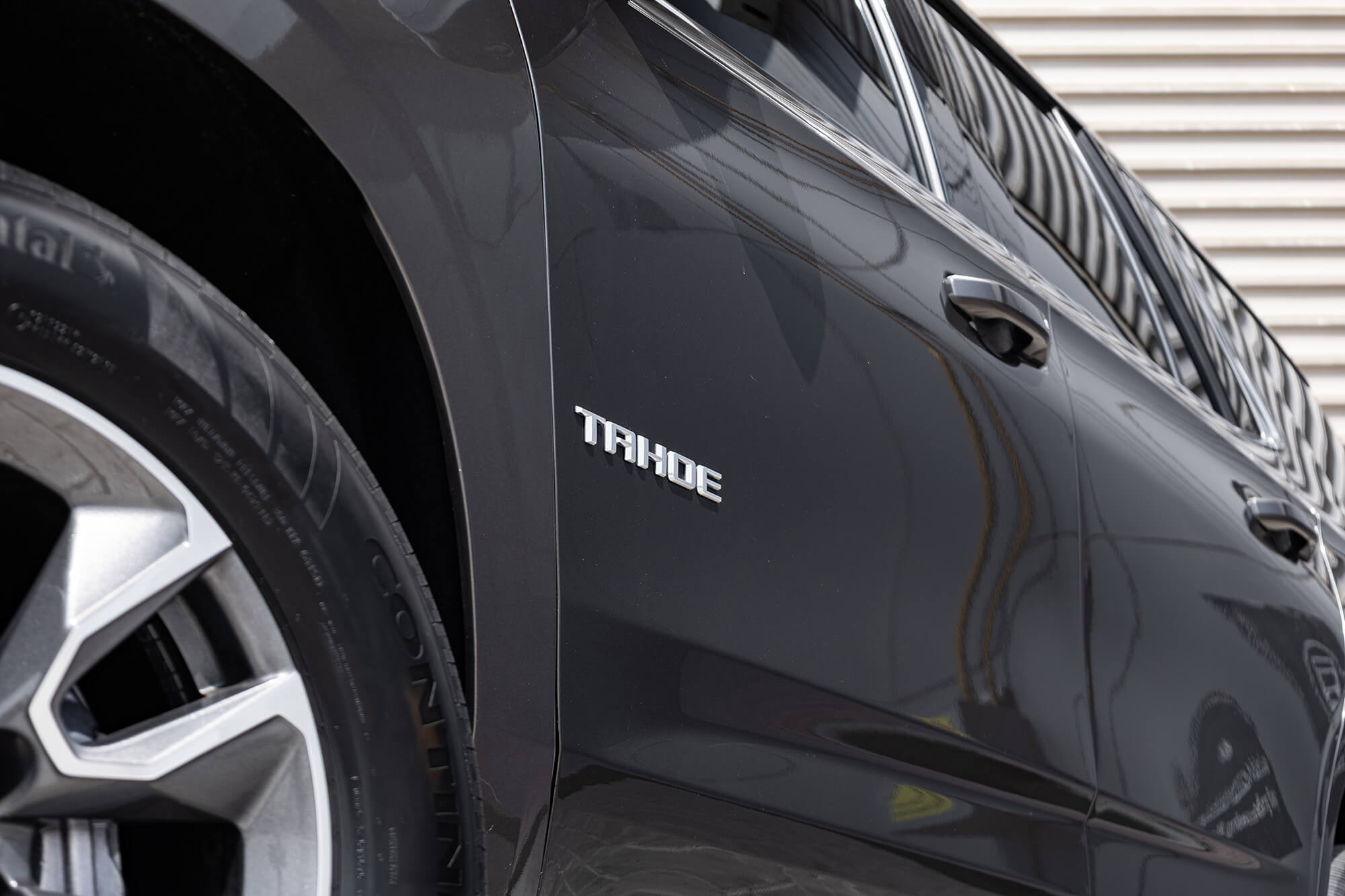 Chevrolet Tahoe Grey
