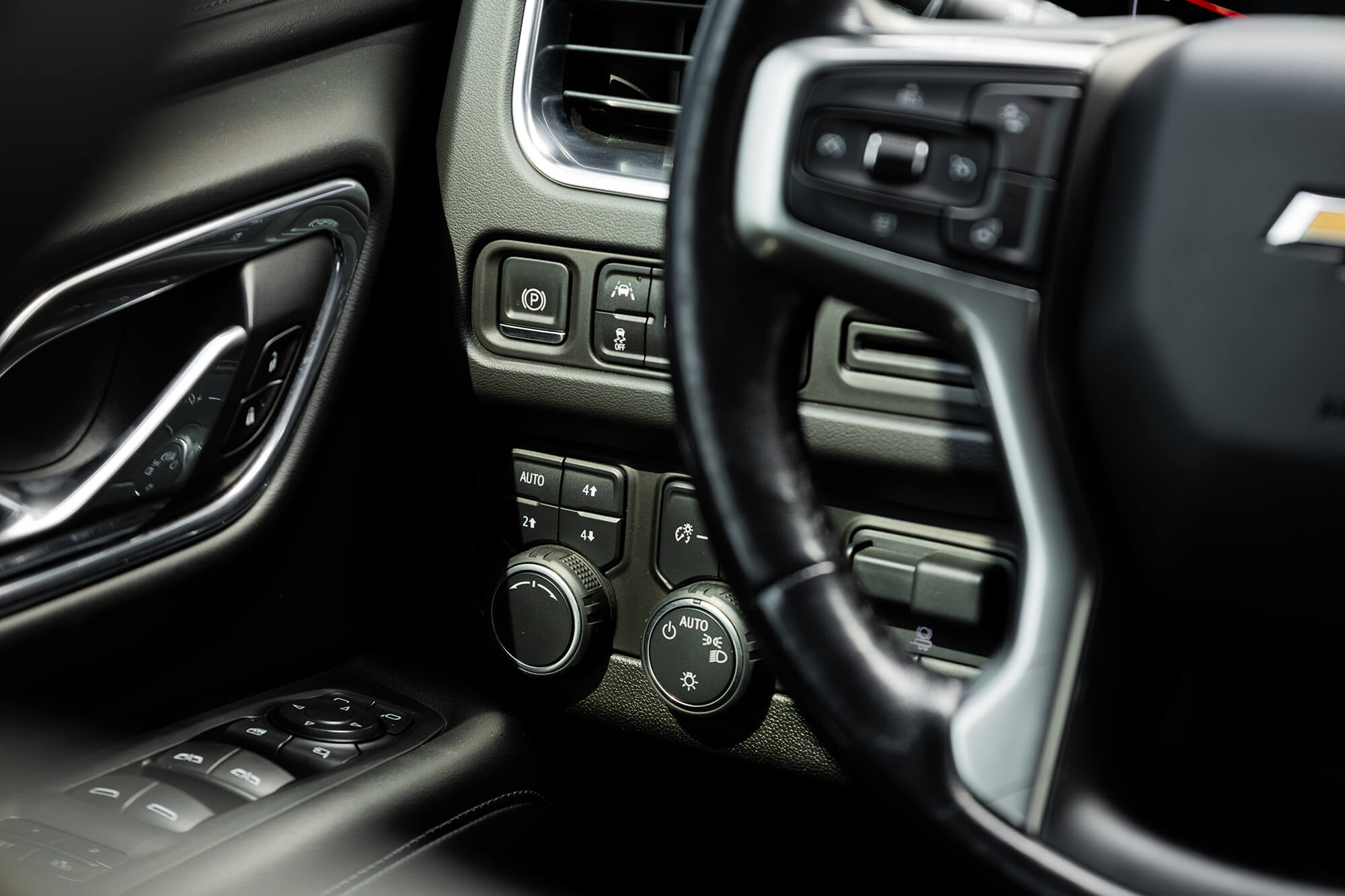 Chevrolet Tahoe Grey