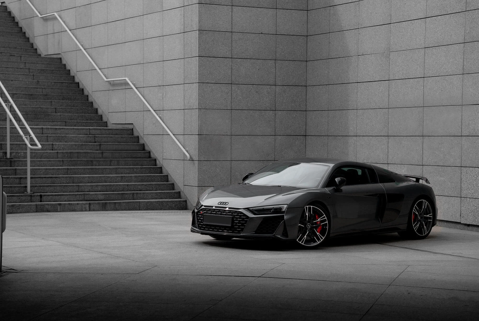 Audi R8 Grau