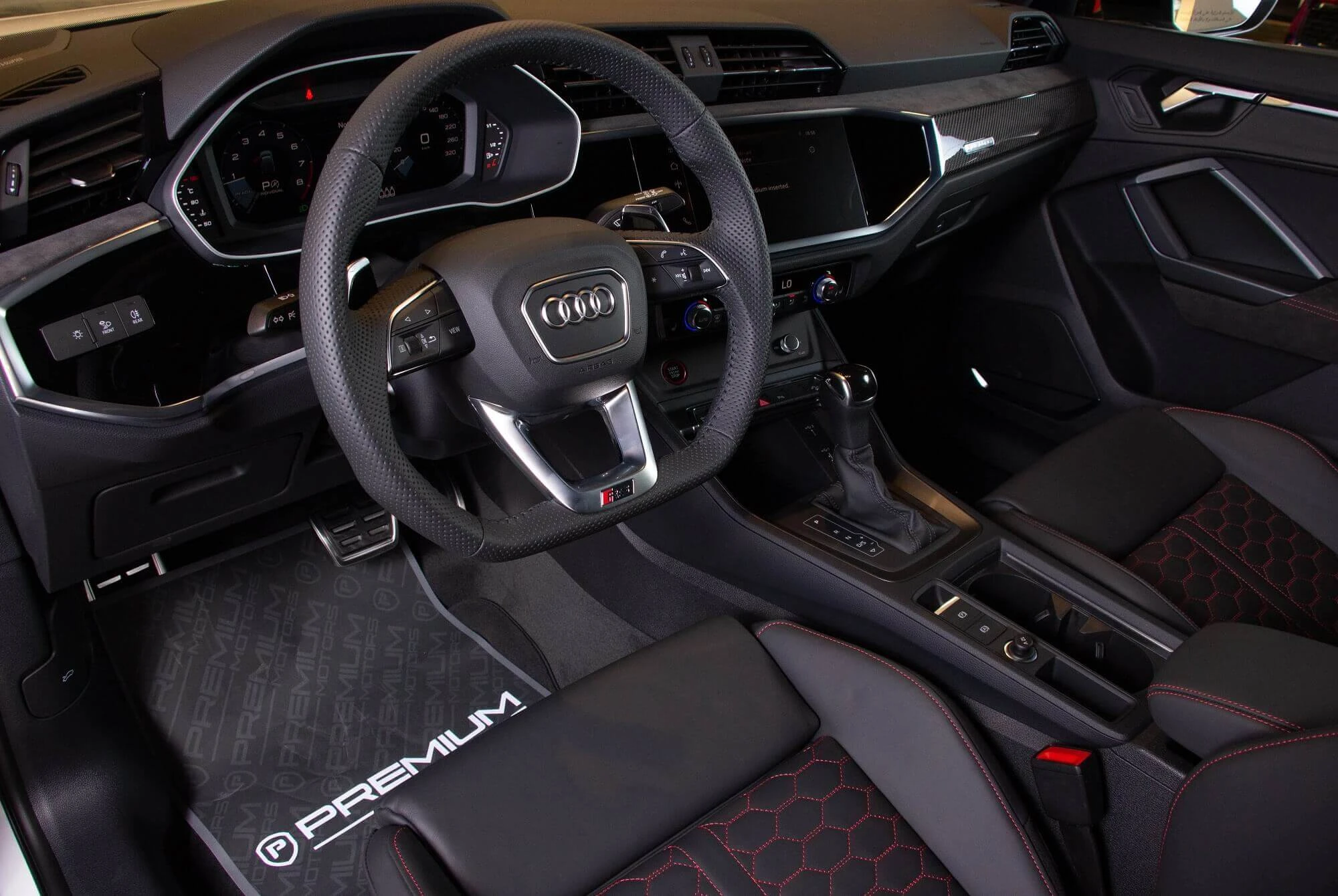 Audi RS Q3 Sportback Blanc