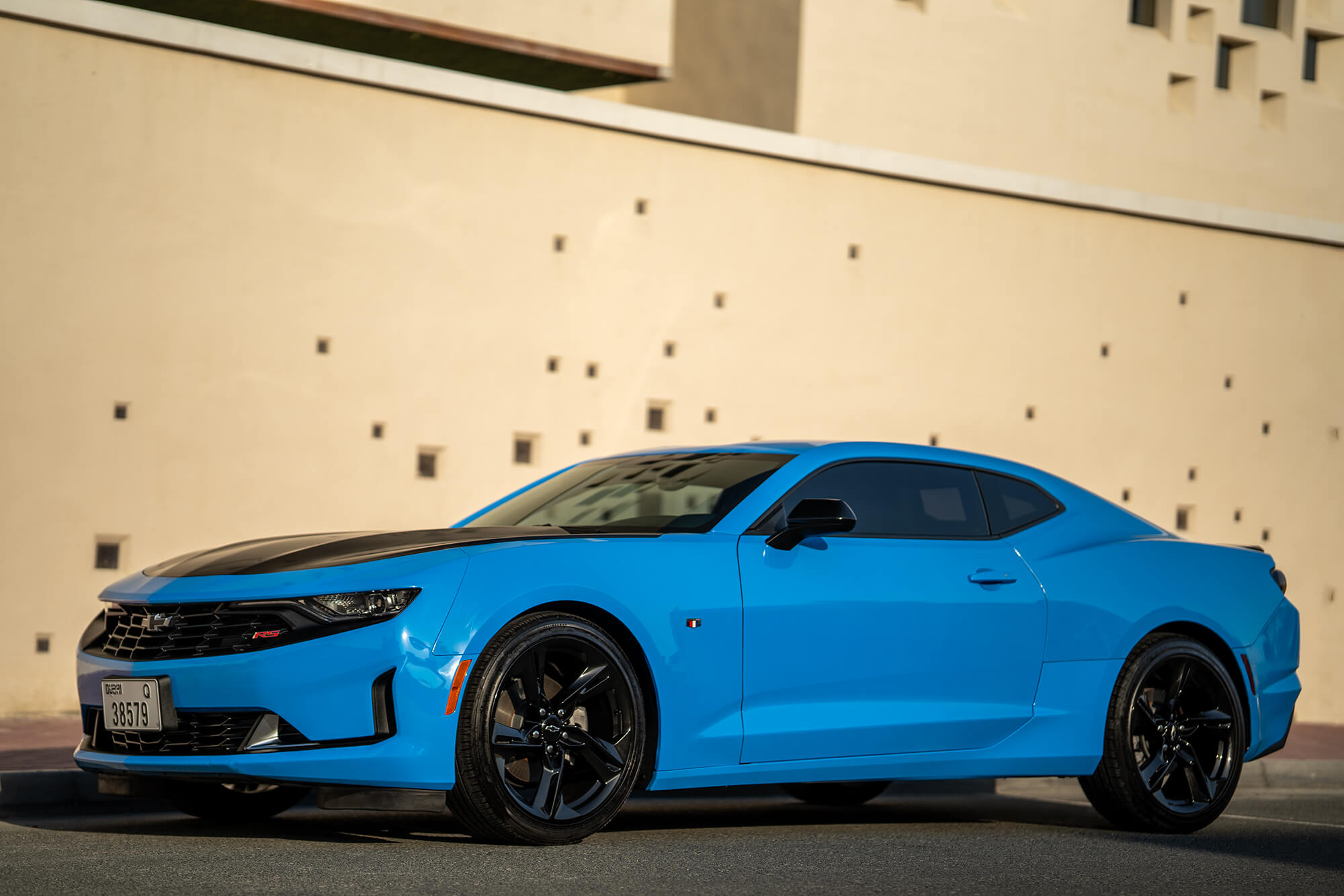 Аренда Chevrolet Camaro Light Blue в Дубае - Octane Luxury Car Rental Dubai