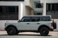 Ford Bronco Cinzento
