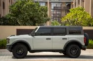 Ford Bronco Cinzento