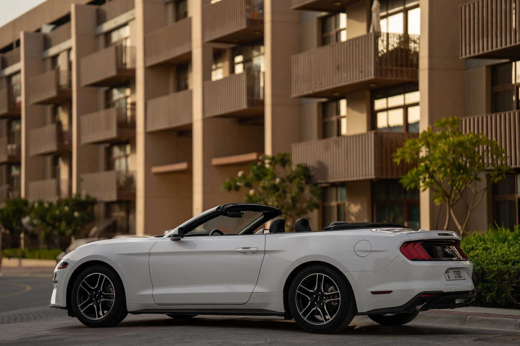 Ford Mustang Weißes Cabrio