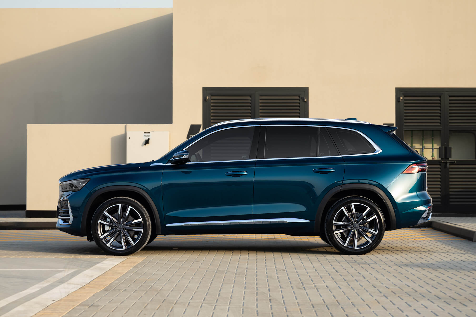 Geely Monjaro Blue