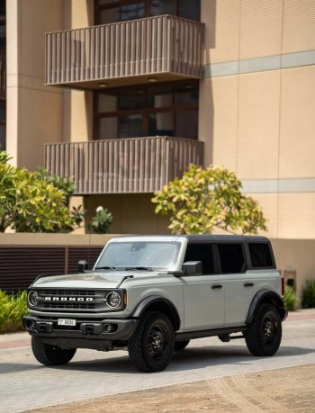 Ford Bronco Grey