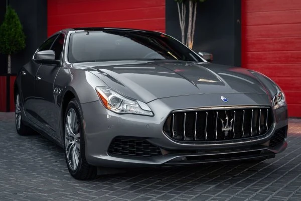 Maserati Ghibli Gri