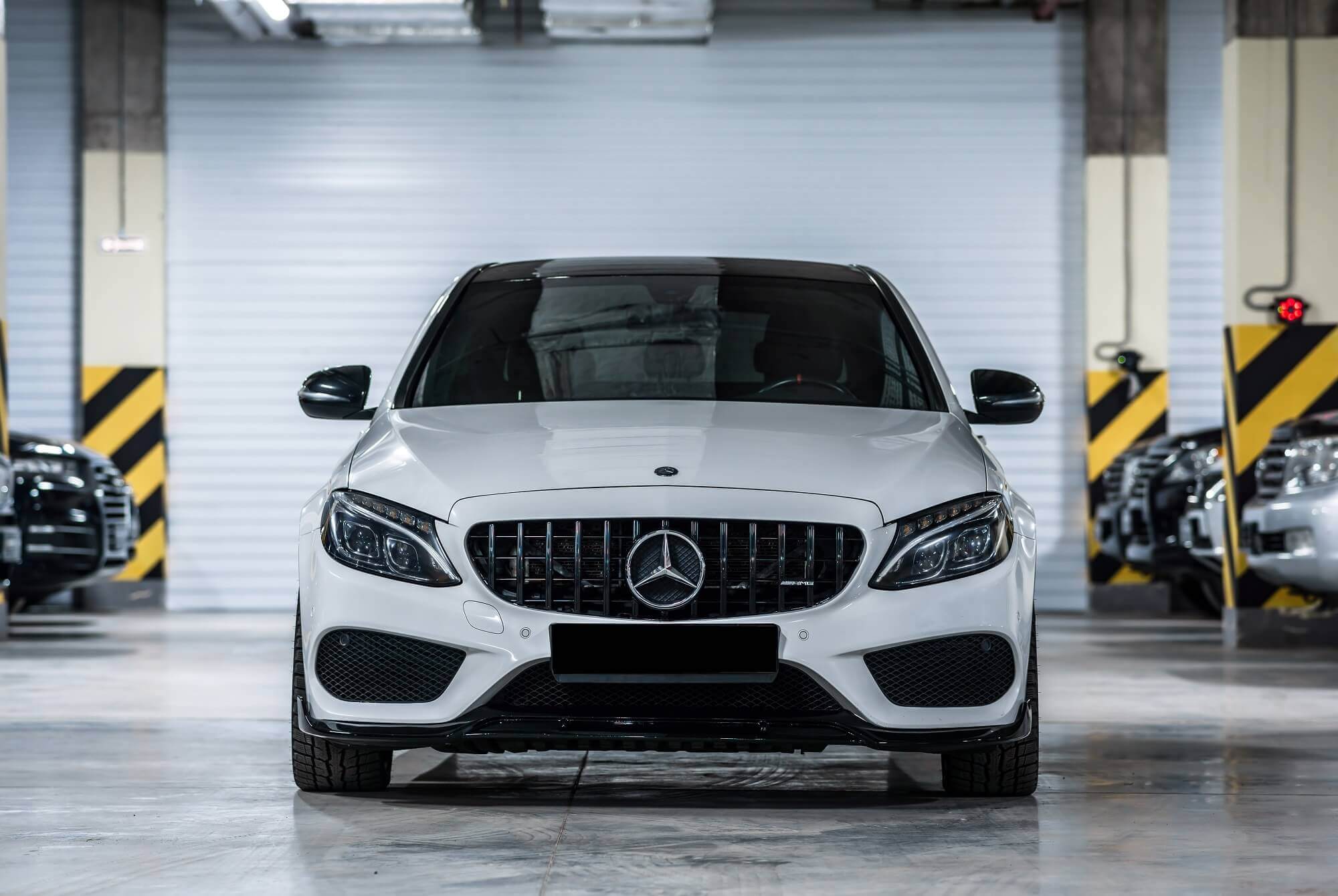 Mercedes Benz C43 AMG White