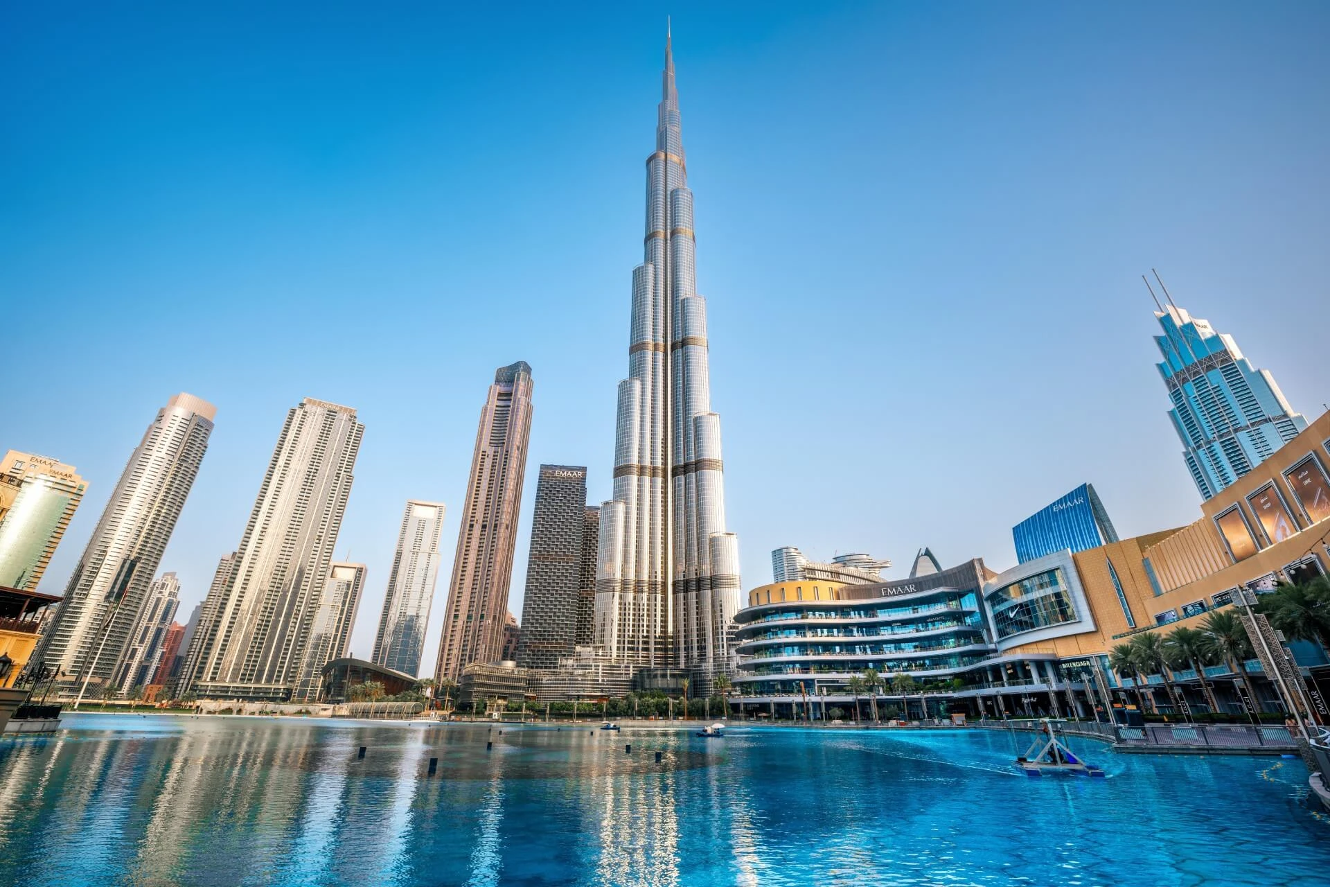 Лучшие места для автомобильных фотосессий в Дубае