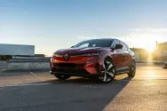 Renault Megane E-Tech Rosso
