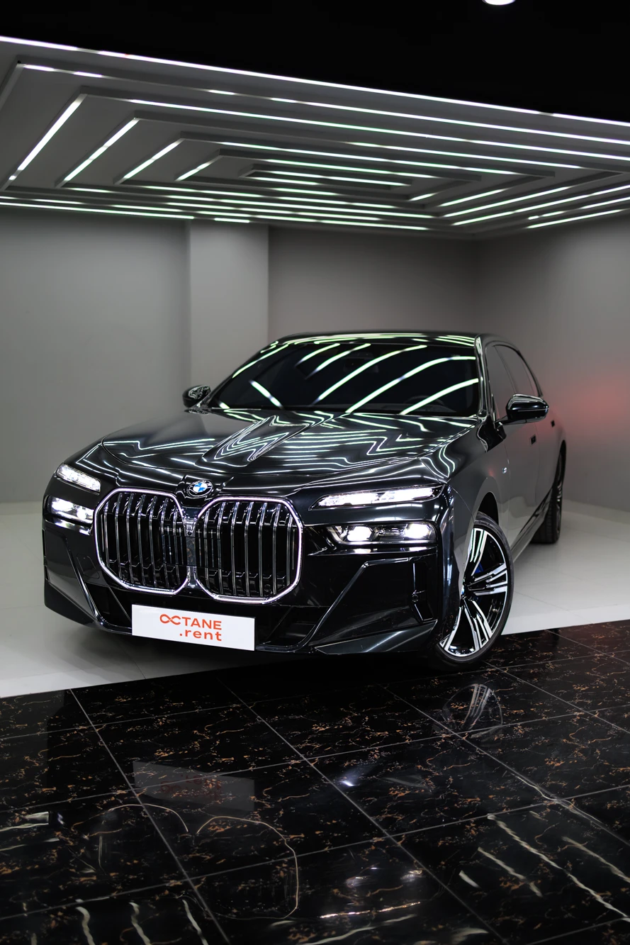 BMW 740 New Gen M Sport Noir BMW 740 New Gen M Sport Noir