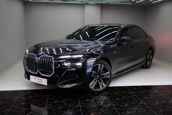 BMW 740 New Gen M Sport Noir