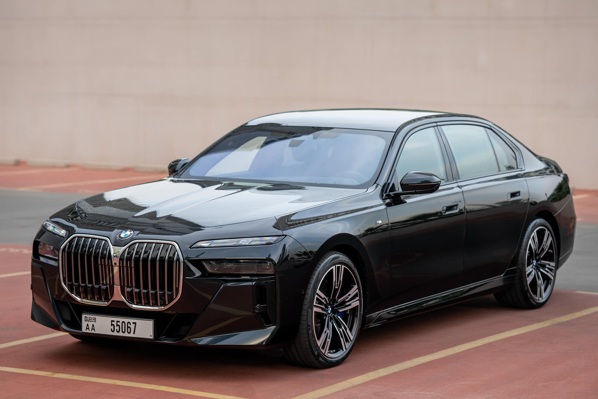 BMW 740 New Gen M Sport Svart