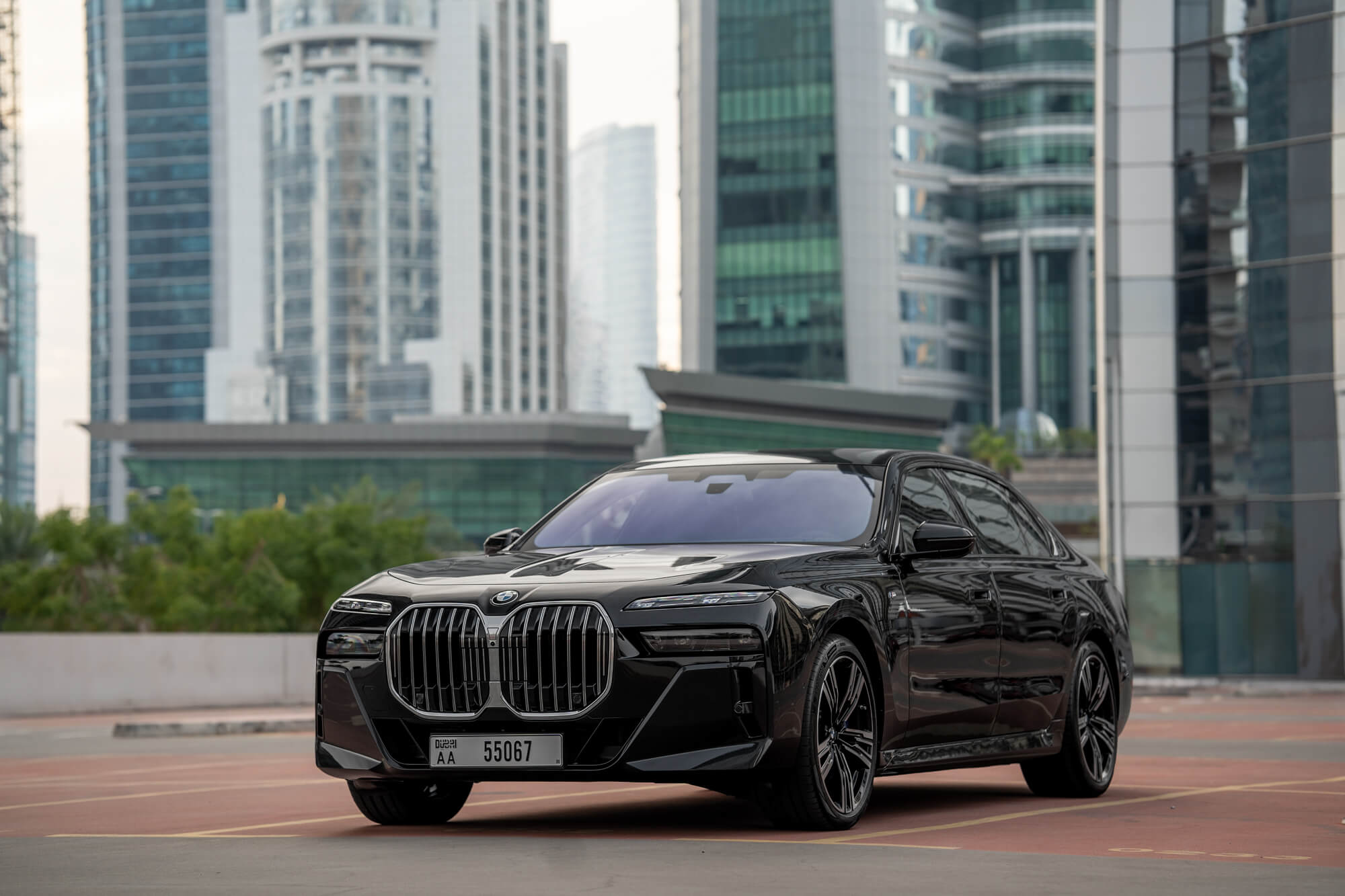 BMW 740 New Gen M Sport Svart