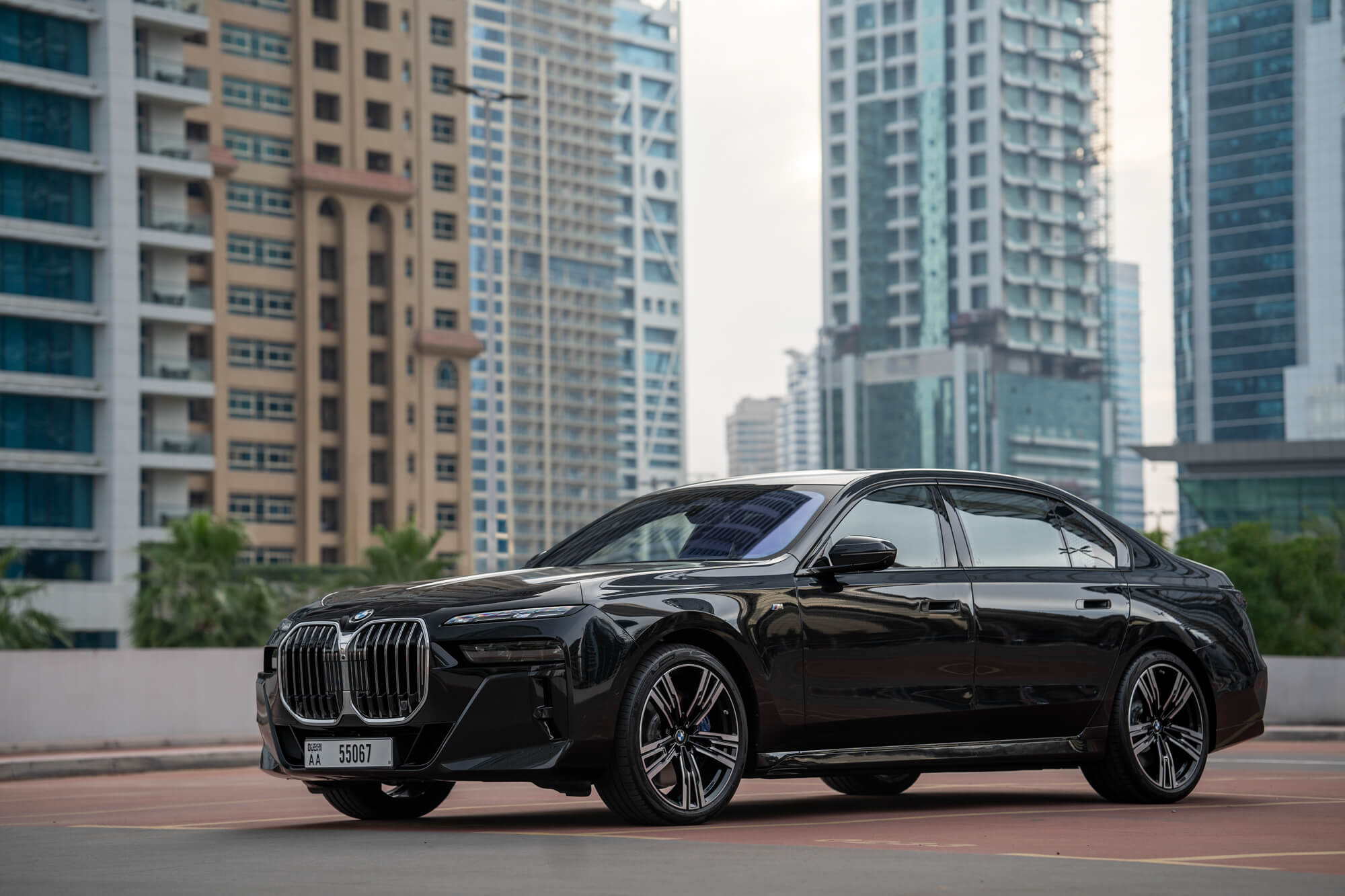 BMW 740 New Gen M Sport Svart