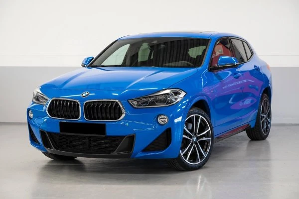 BMW X2 Blau